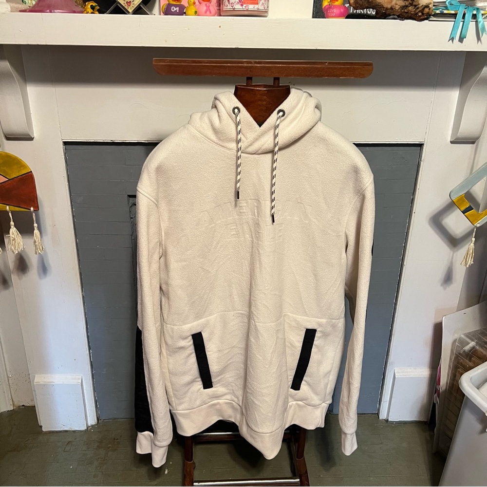American Eagle Cream Hoodie